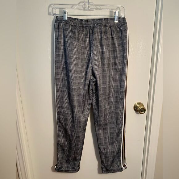 Indigo Rein EUC black/white plaid pant with yellow stripe, cuffed hem Size 7 - Picture 3 of 5